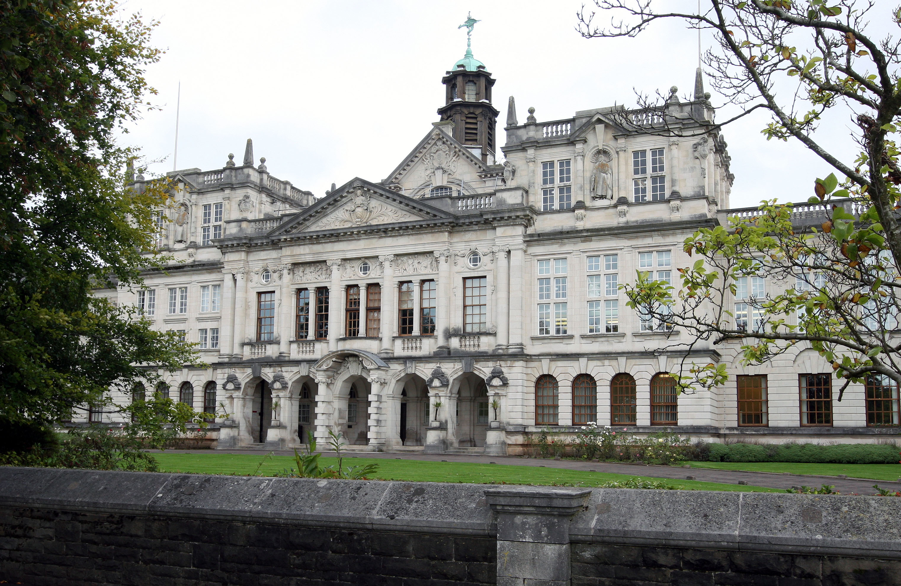  Main building 2016