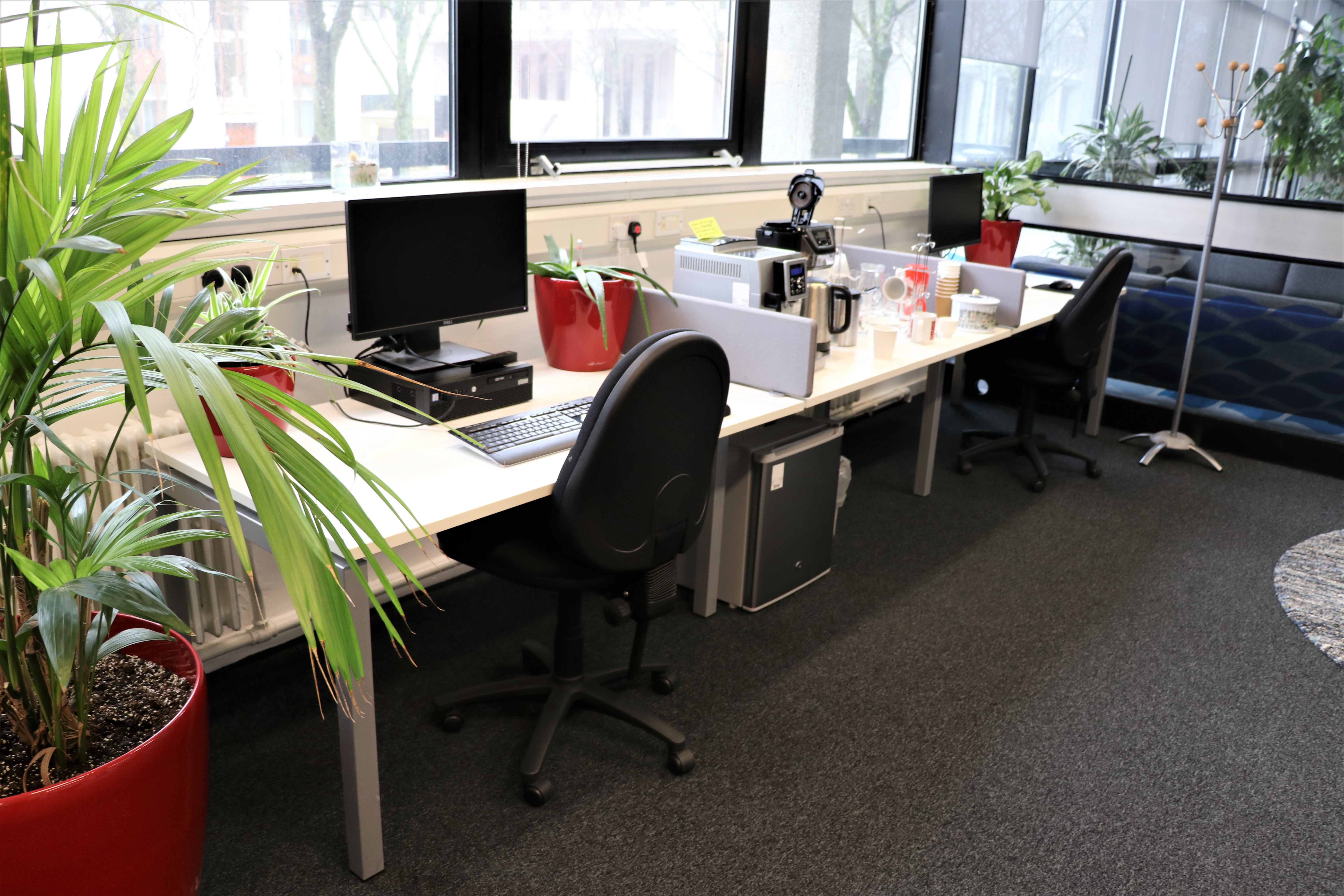 Hotdesking at the Institute