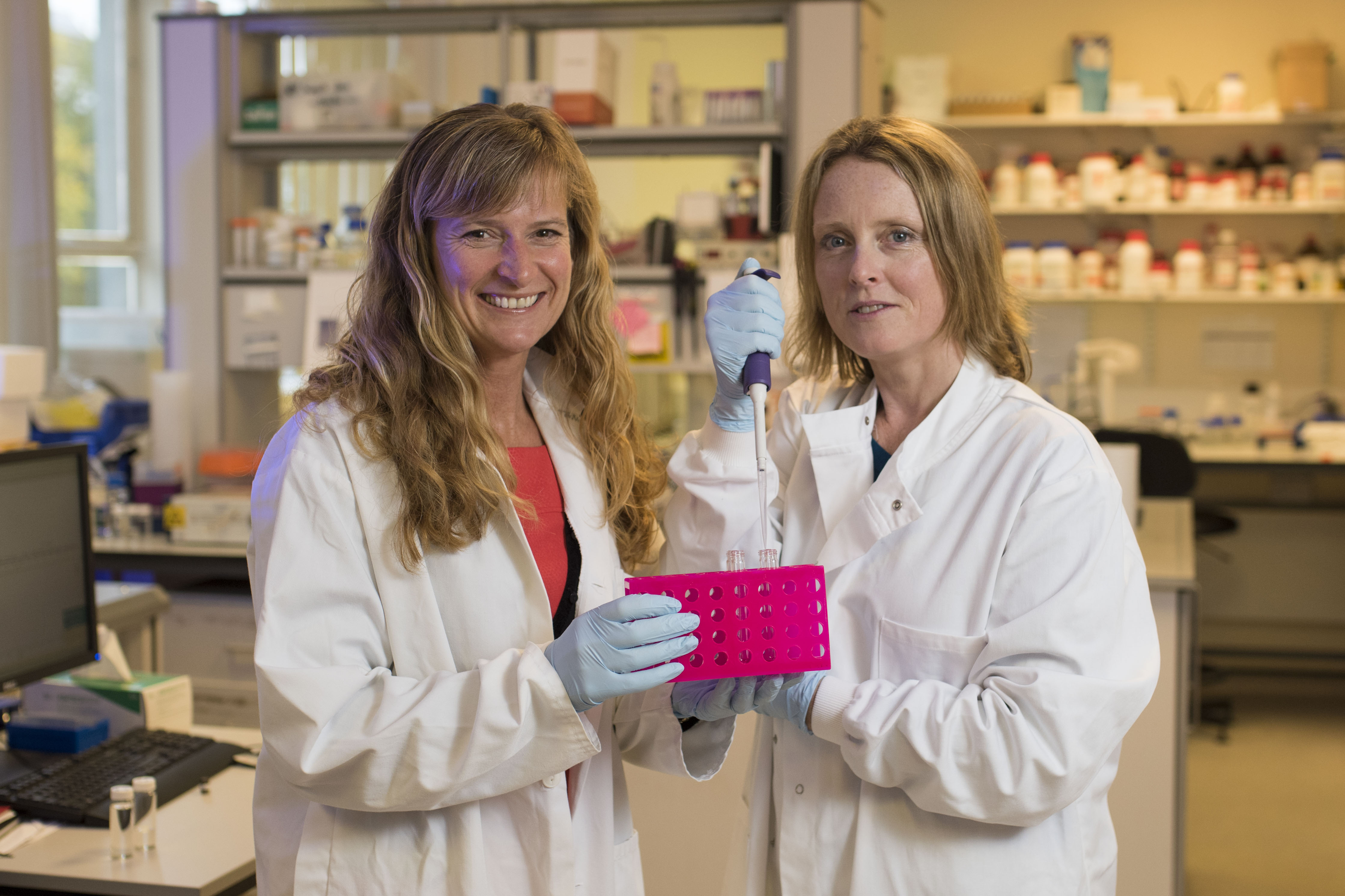 British Heart Foundation's Jo Oliver with Professor Valerie O'Donnell