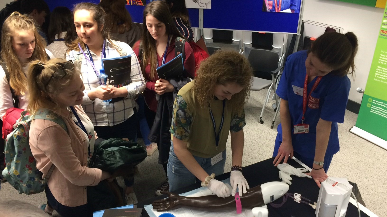 Phlebotomy demo at Science in Health Live