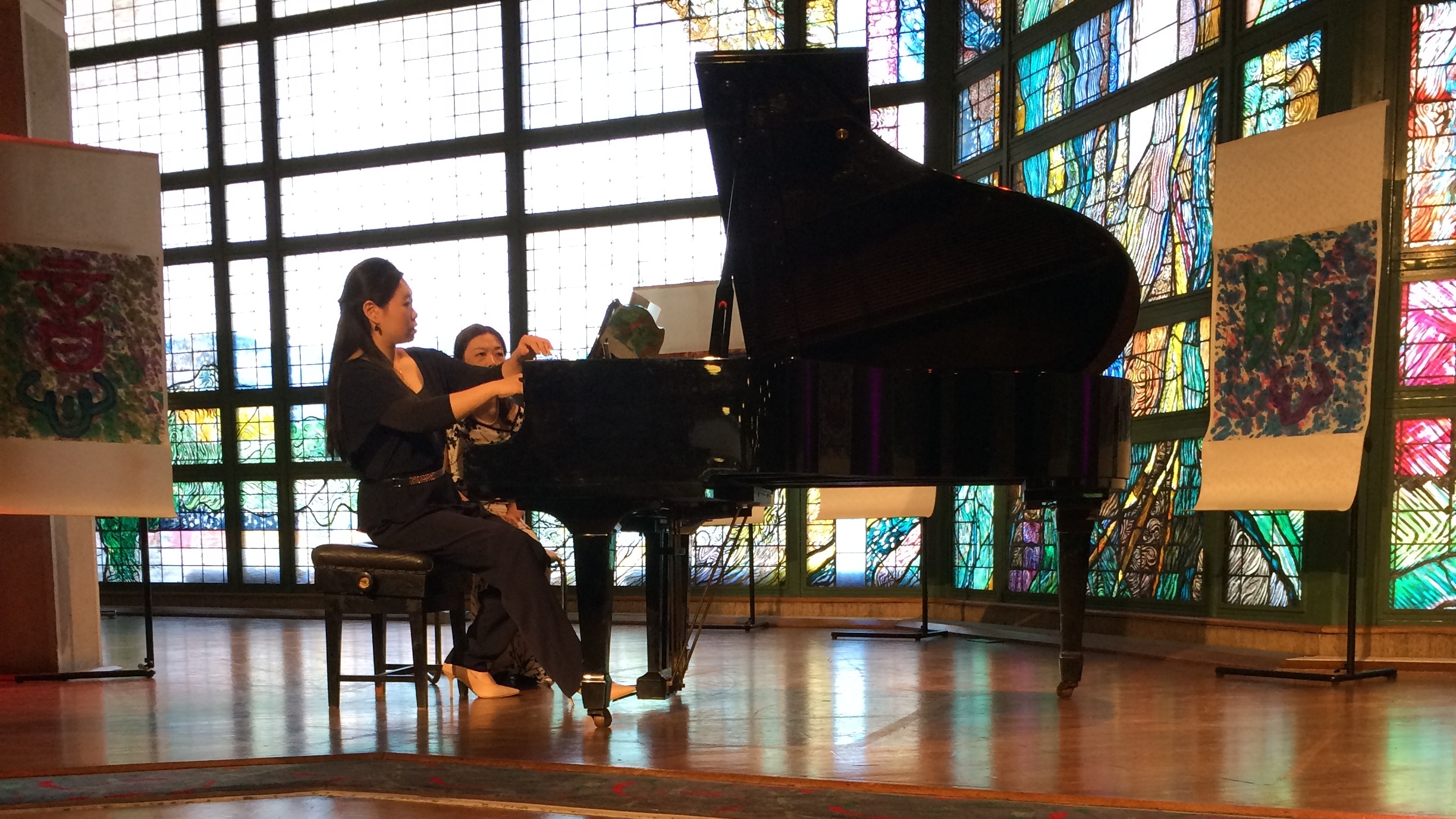 Cecilia Xiying Huang playing piano, St David's Hall Cardiff