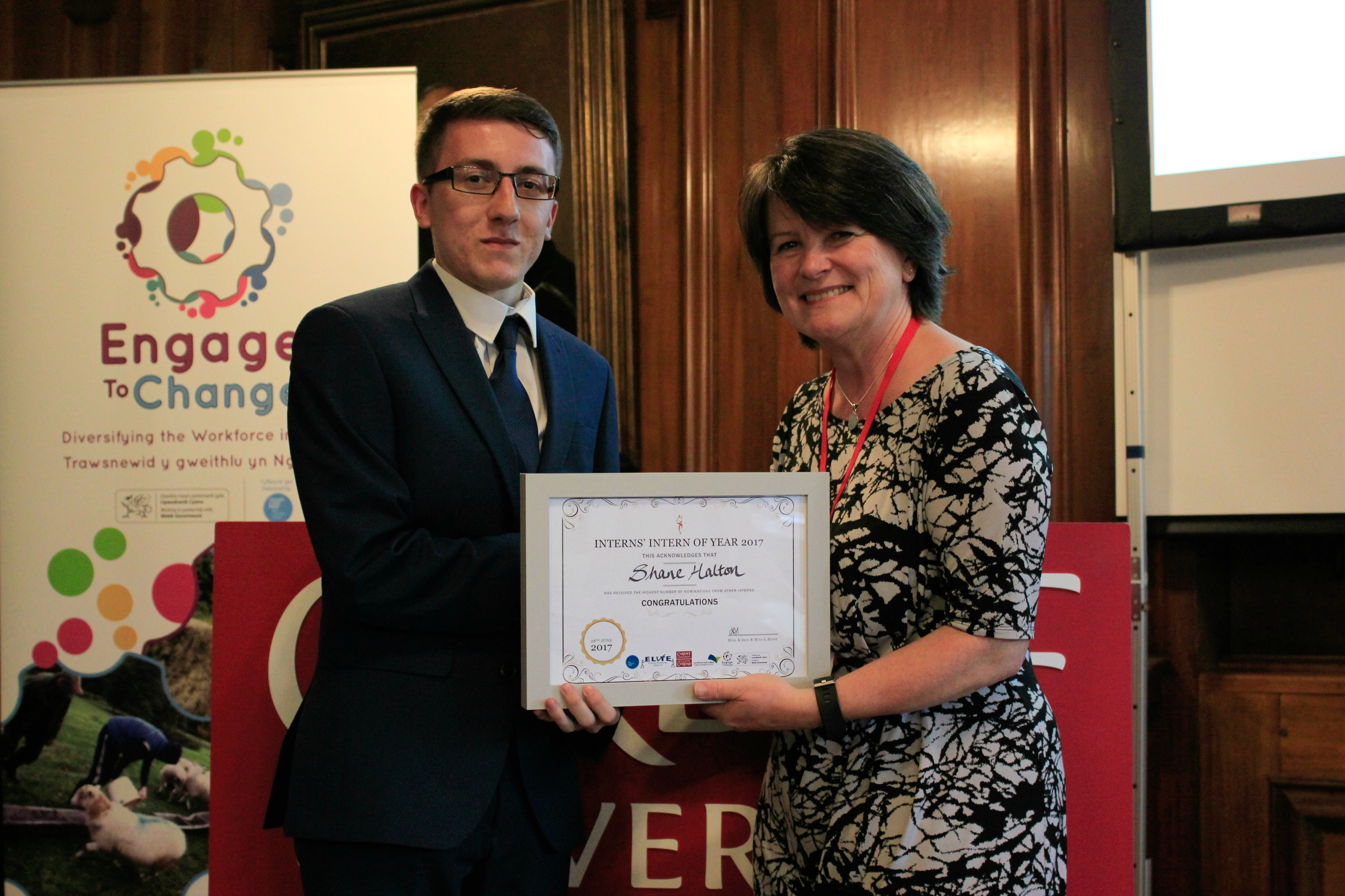 Shane Halton receives Intern's Intern Award