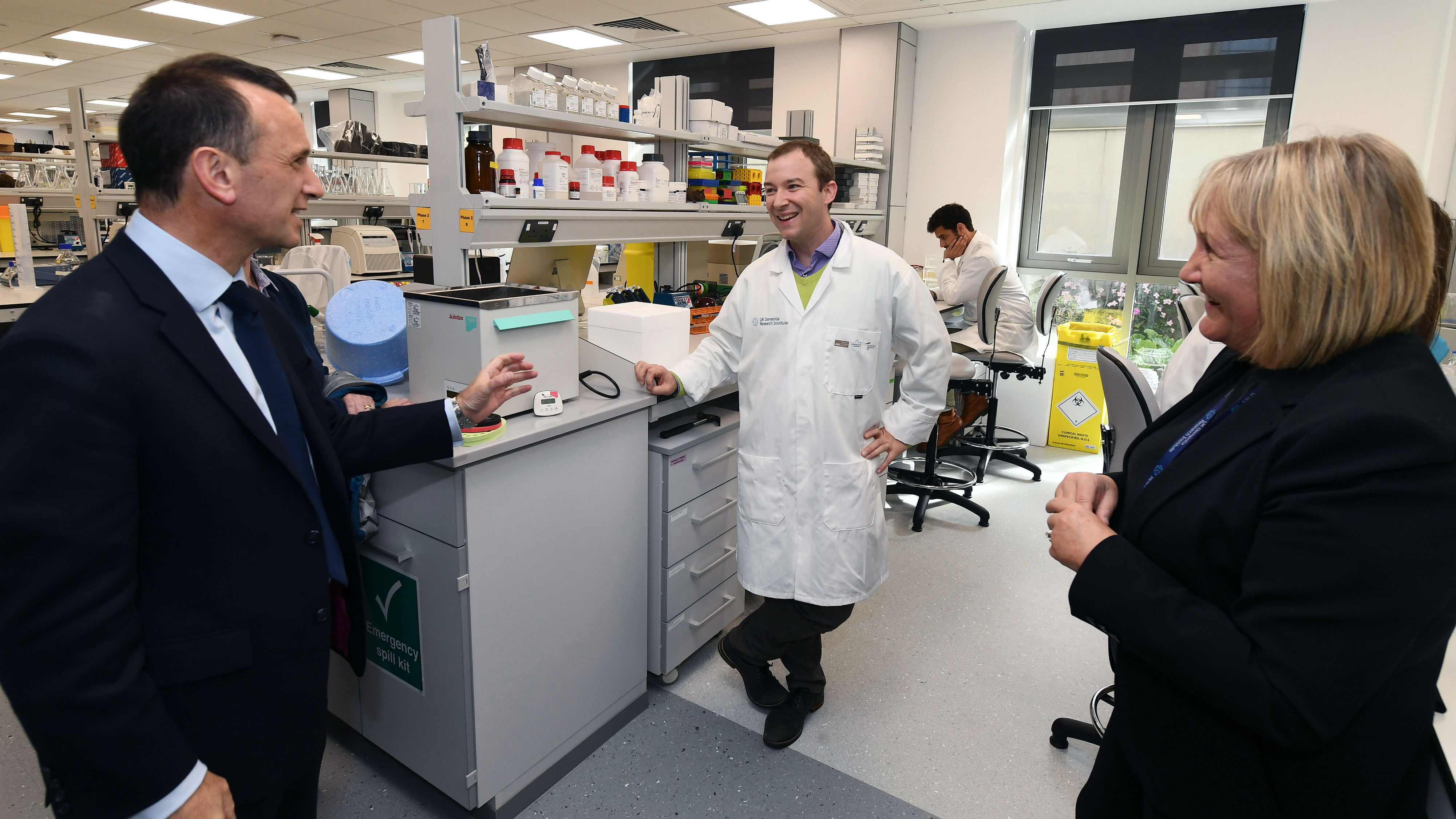 Alun Cairns and Julie Williams with DRI researcher