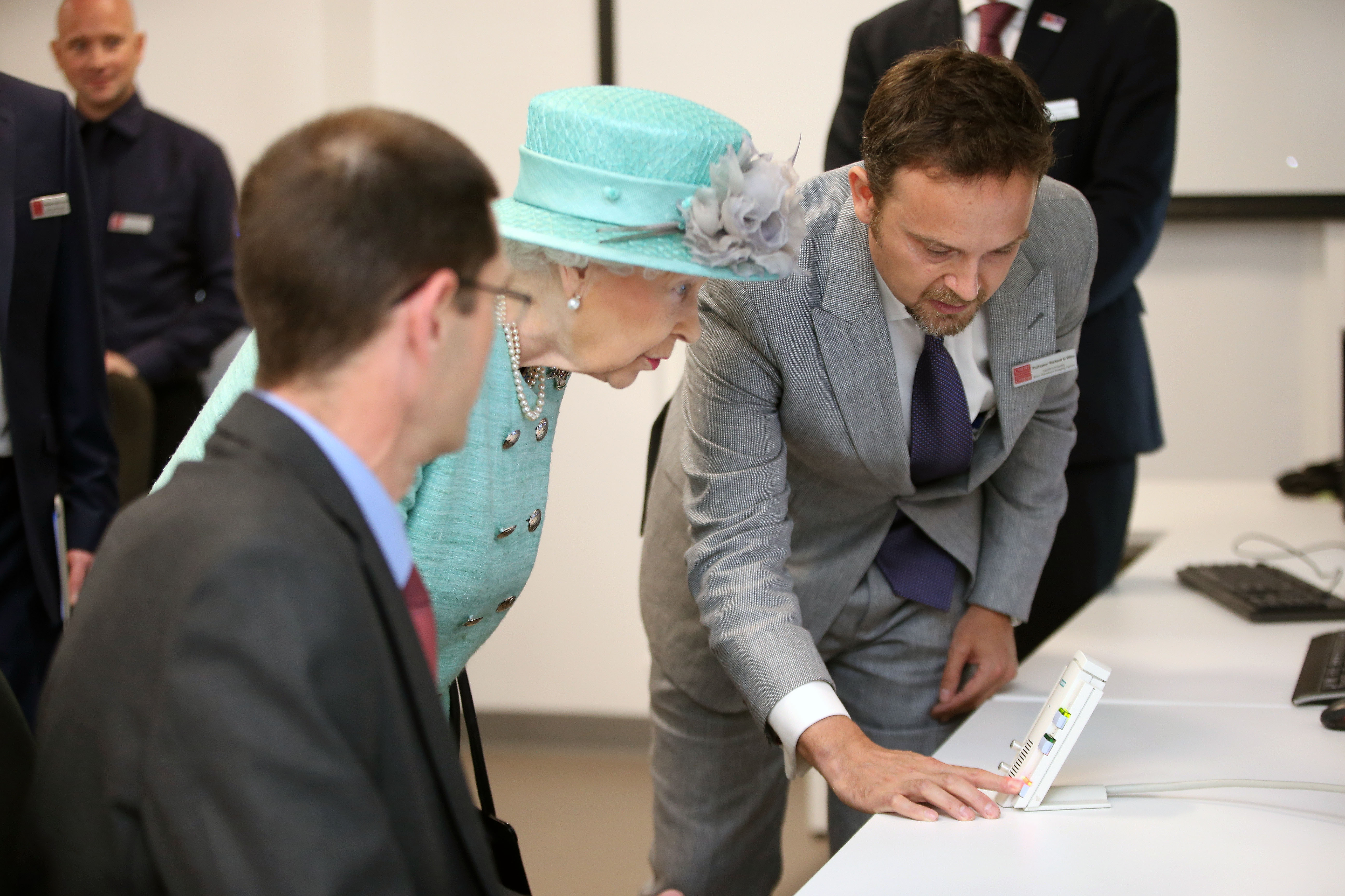 Queen with MRI scanner