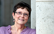 Professor Terry Threadgold 